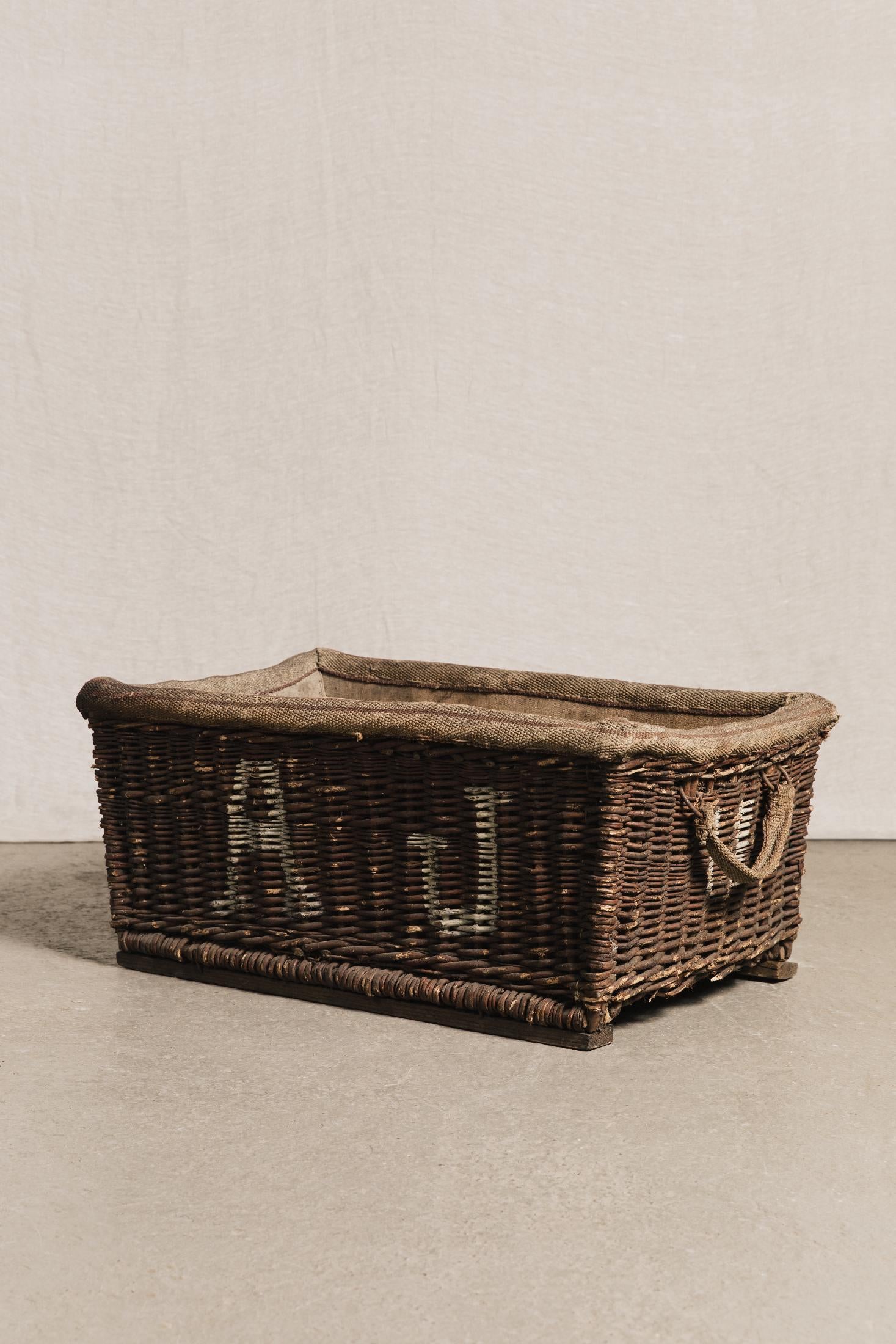 Baule A.J NEG1406 1 Raw 