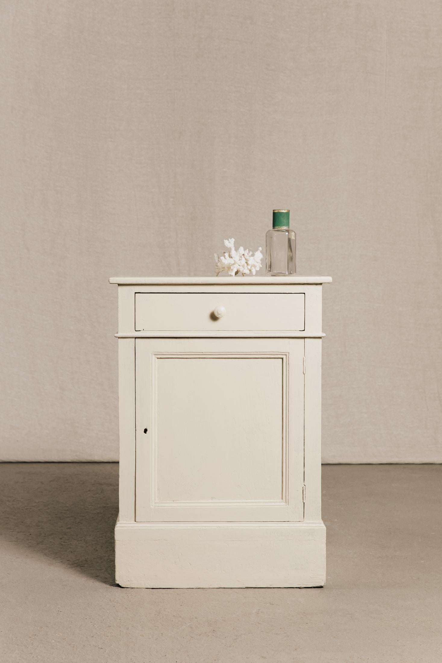 Comodino conventuale ARM0523 1 Raw 