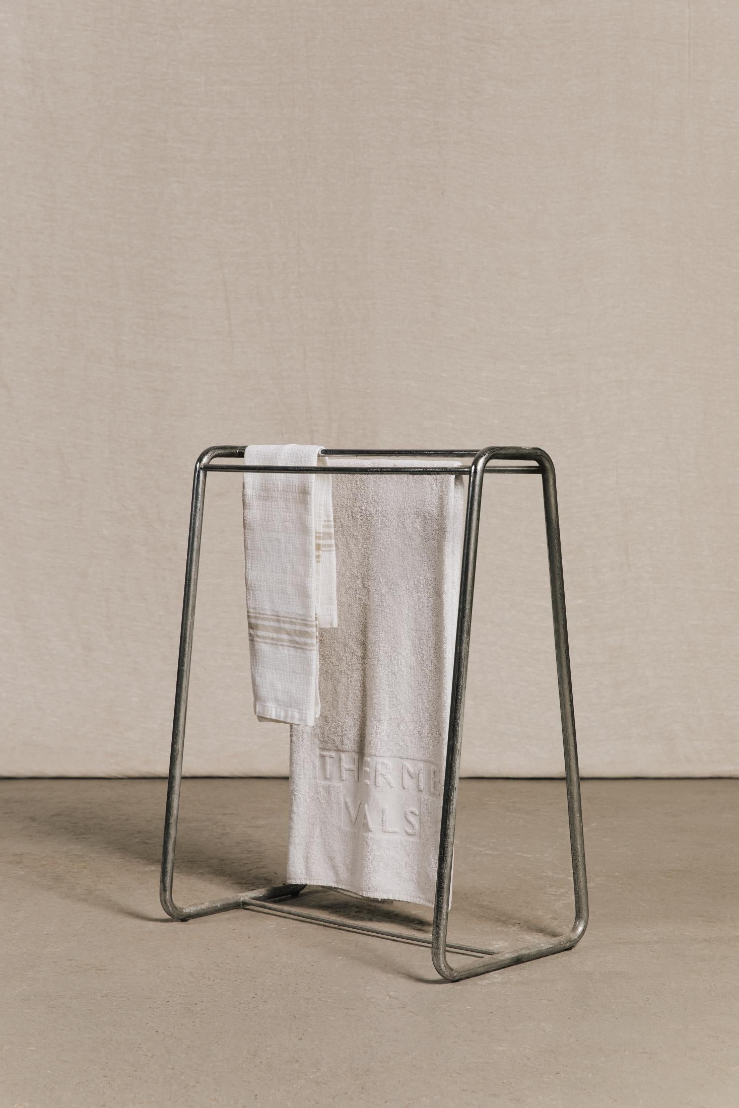 Appendiasciugamani. BAG1079 1 Raw 