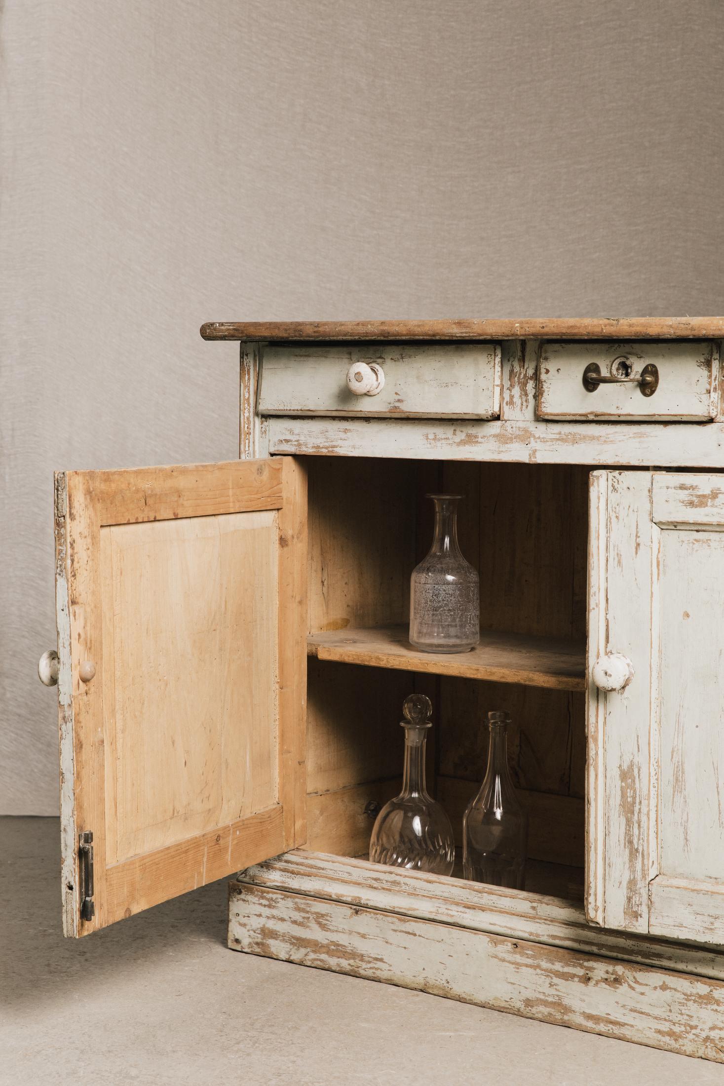 Credenza bassa in legno decapato ARM0077 1 Raw 