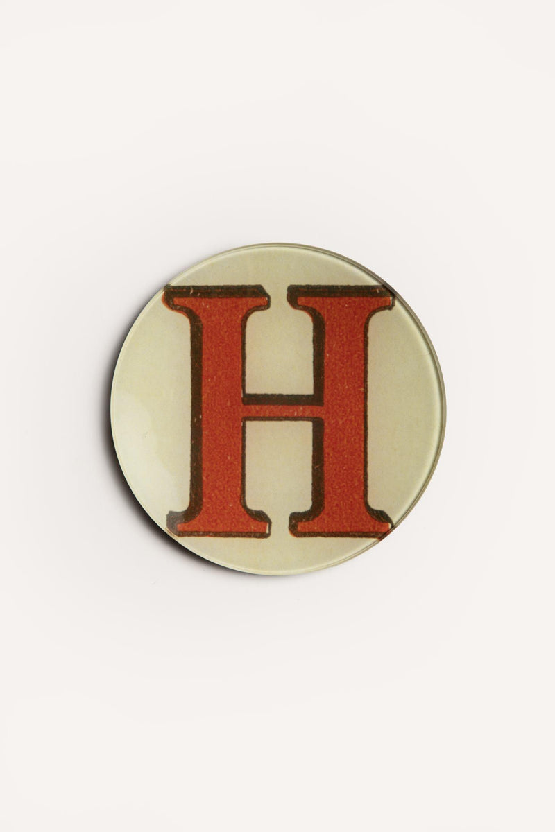 "H" <BR/>ROUND PLATE JDRPRLH 1 John Derian 