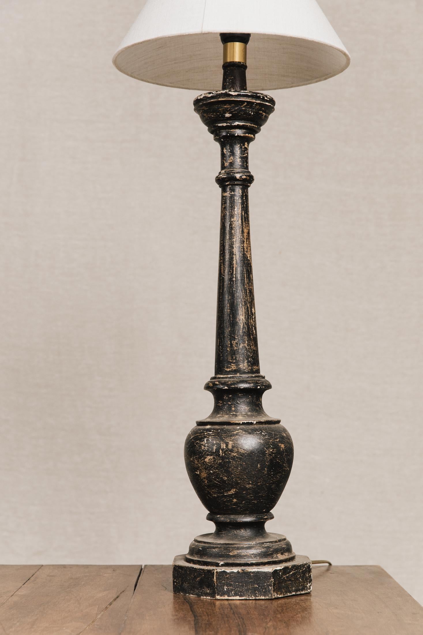 Lampada da tavolo nera ILL0769 1 Raw 