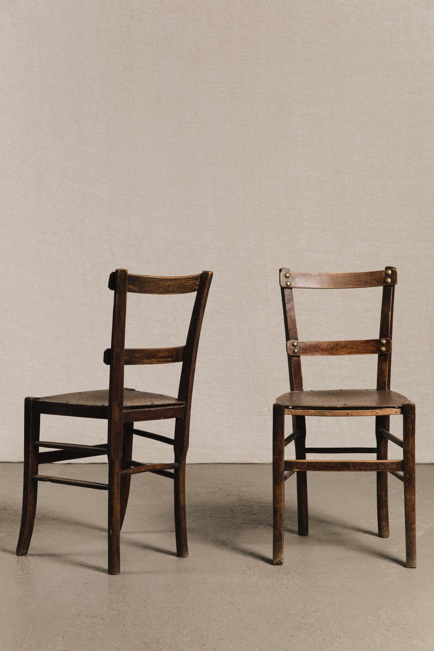 Coppia di sedie rustiche borchiate<BR/> SED0185 1 Raw 