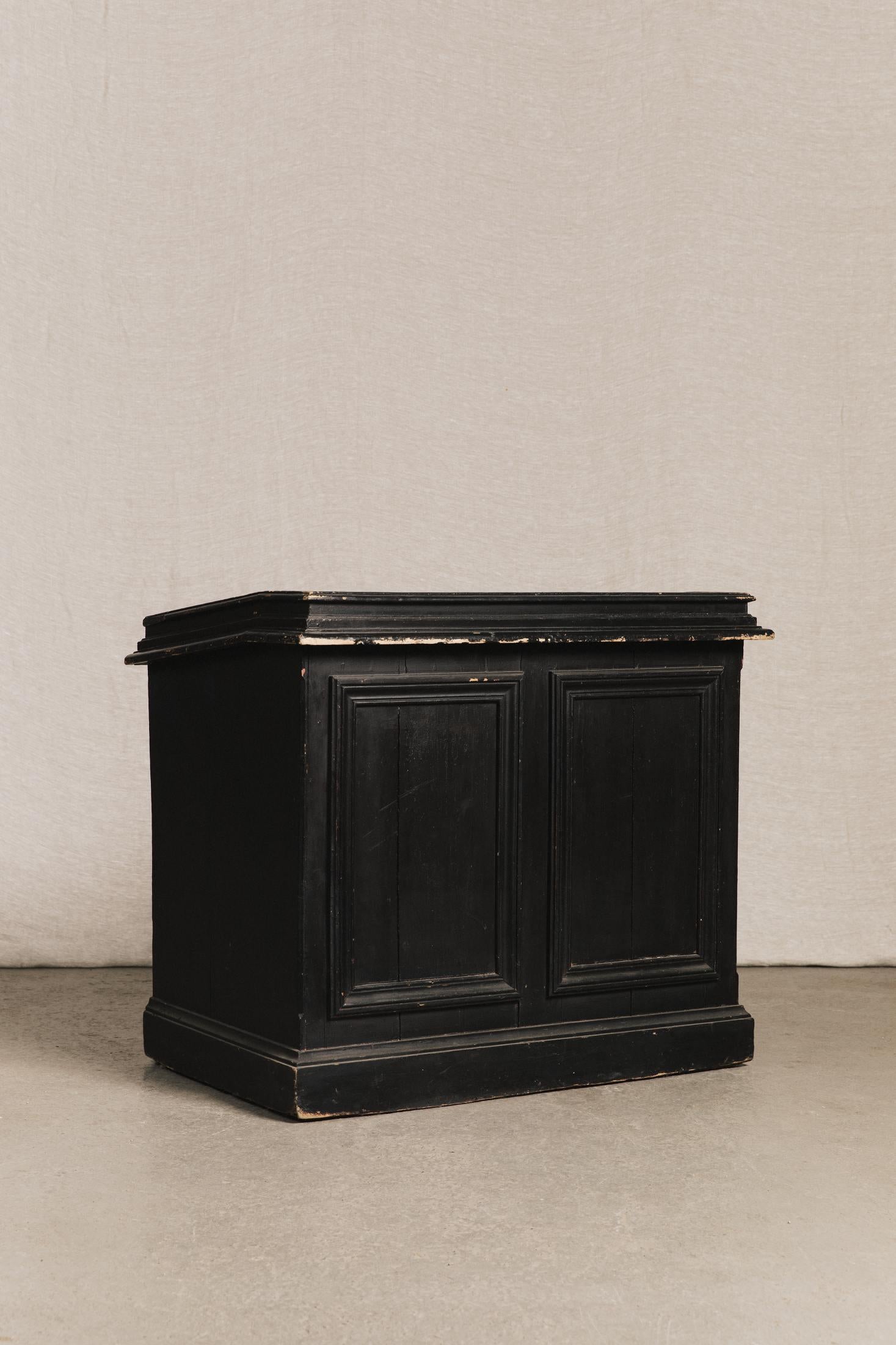 Banco scrittoio nero<BR/><BR/> TAV0046 1 Raw 