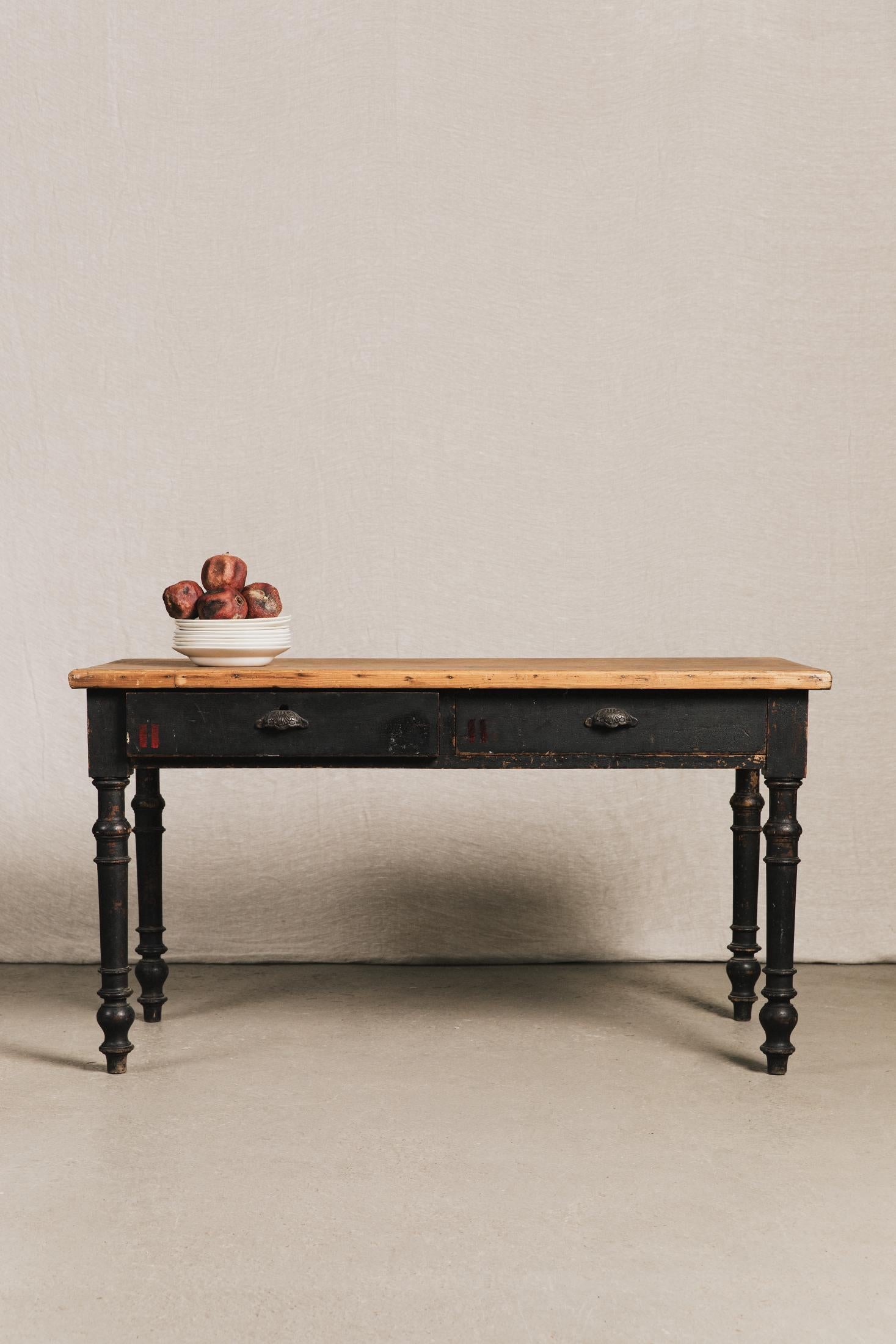 Tavolo rustico nero, top legno naturale<BR/> TAV0623 1 Raw 