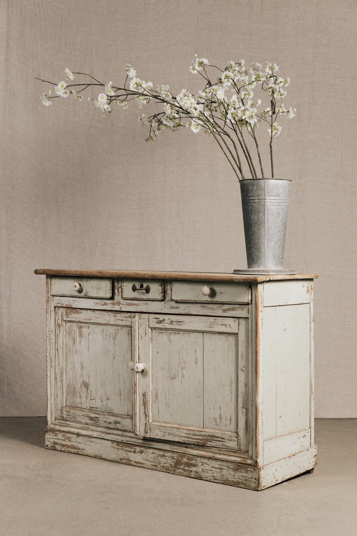 Credenza bassa in legno decapato ARM0077 1 Raw 