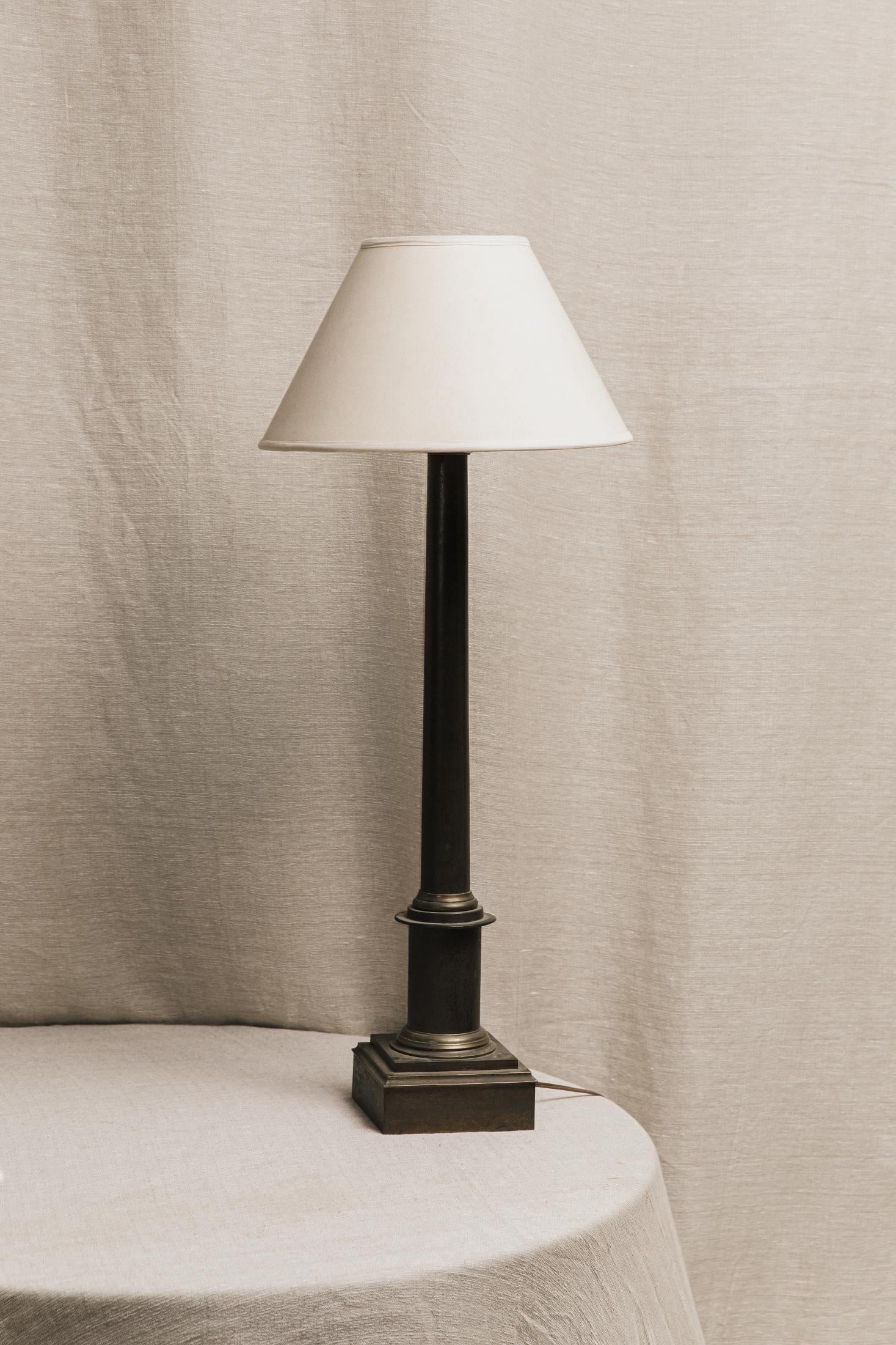 Lampada da tavolo ILL1378 1 Raw 