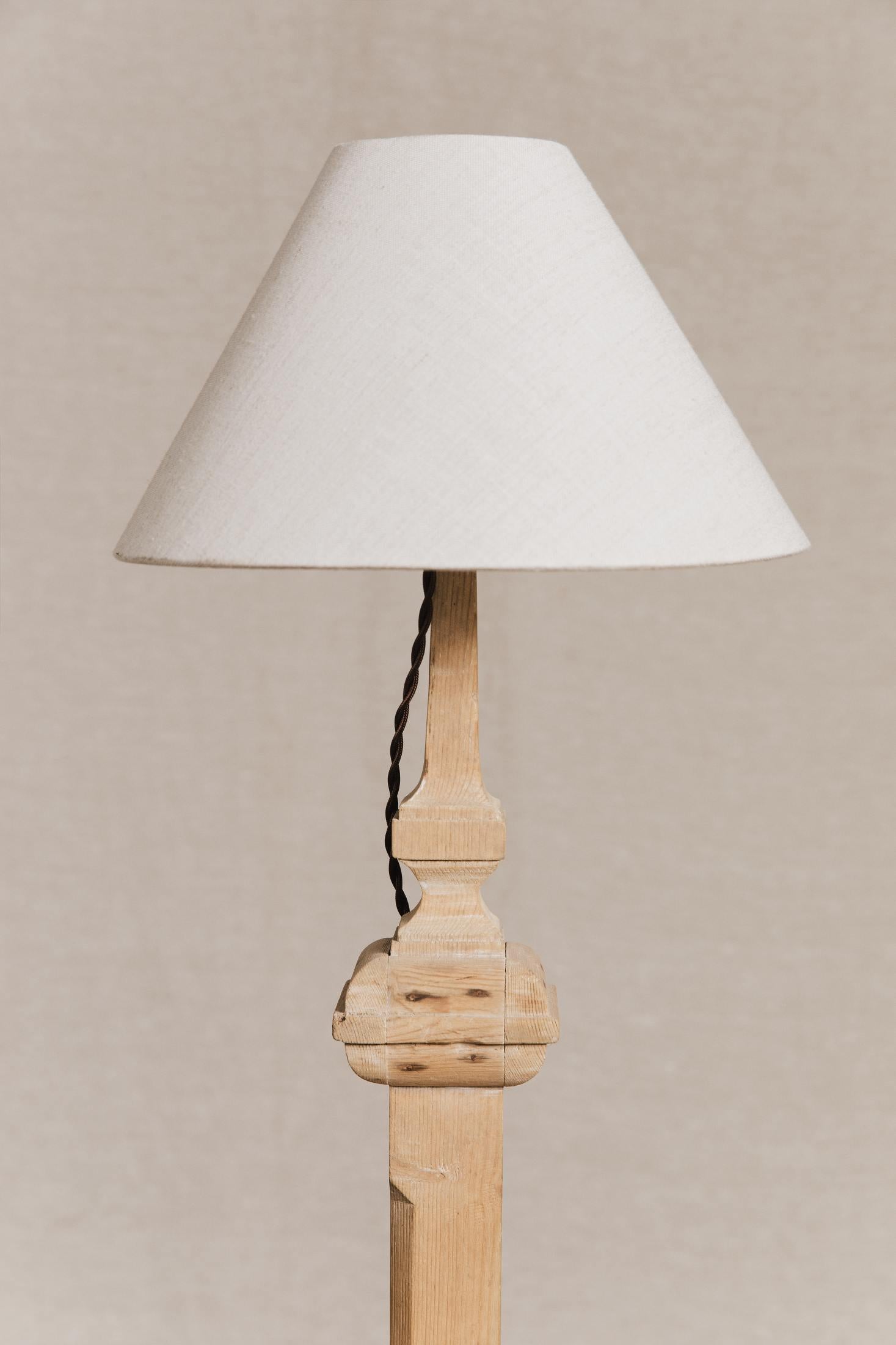 Lampada da tavolo ILL0773 1 Raw 